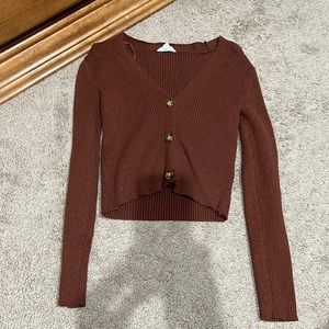 brown long sleeve sweater